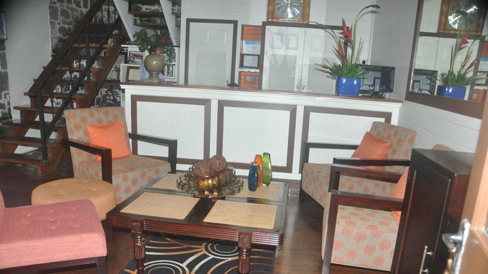 Cobblestone Inn Кингстаун Экстерьер фото