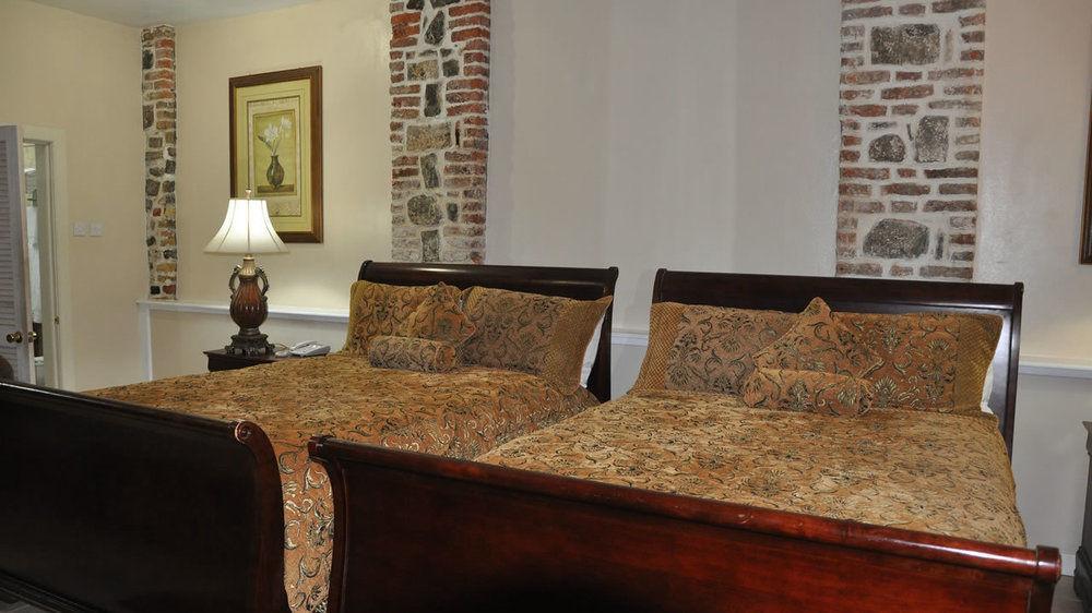Cobblestone Inn Кингстаун Экстерьер фото