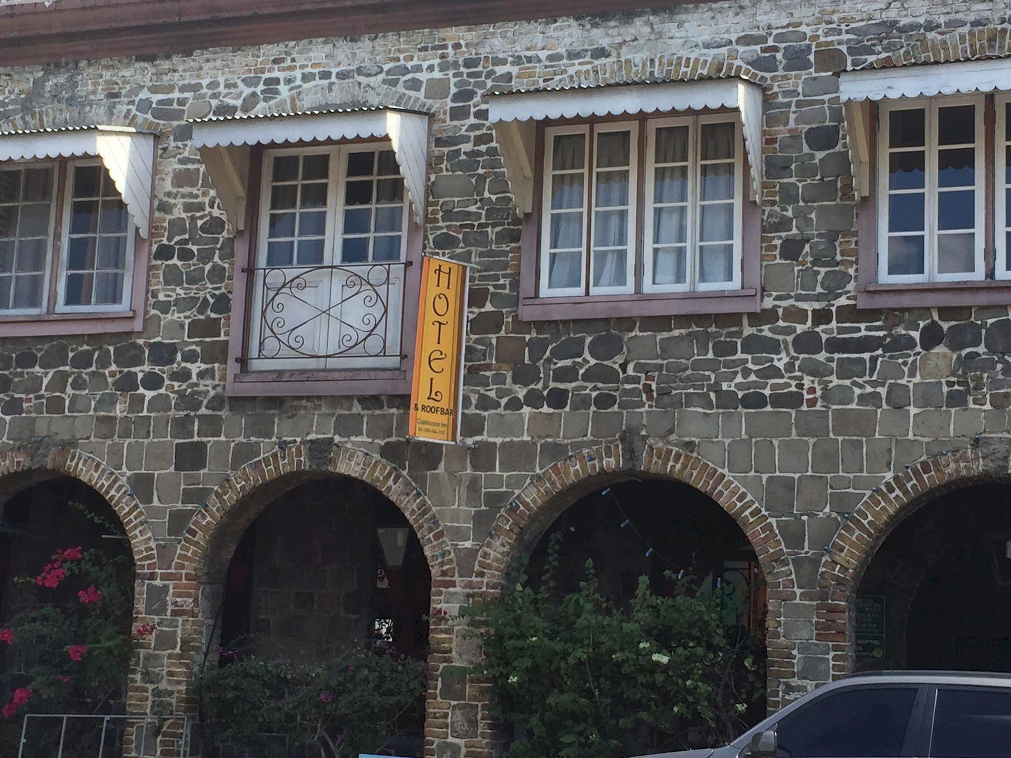 Cobblestone Inn Кингстаун Экстерьер фото